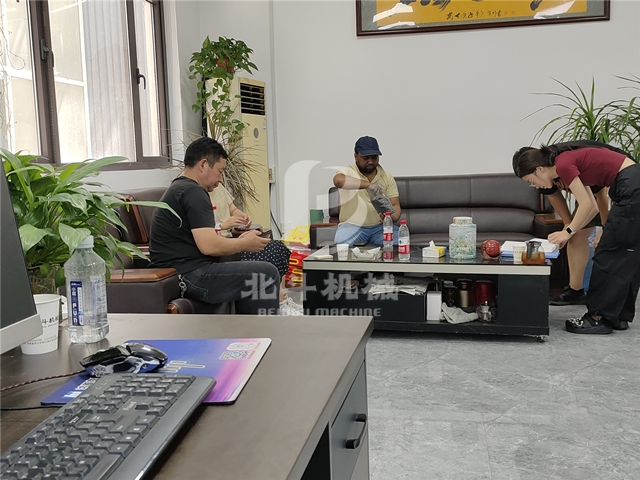 孟加拉國(guó)客戶到我公司考察、洽談合作